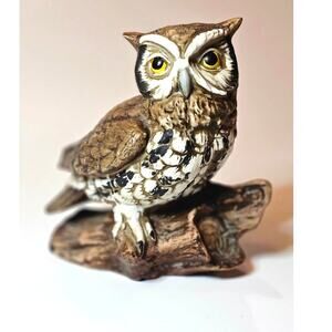 Wise Great Horned Owl Statue Farmhouse Retro 70s